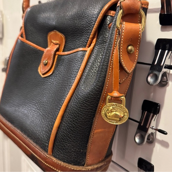 Dooney & Bourke All Weather Leather Collection: Dover Carrier Bag Vintage - Picture 7 of 15